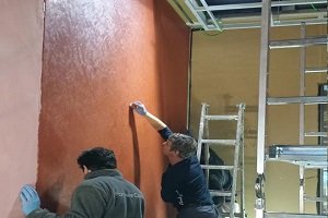 équipe de la société Art Di Marrakech en chantier Tadelakt