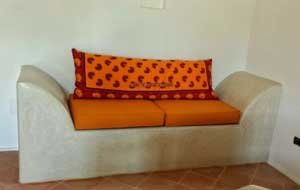 tadelakt divano bagno
