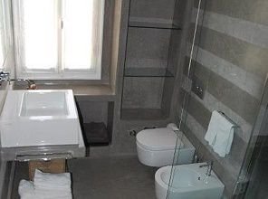 Tadelakt bathroom